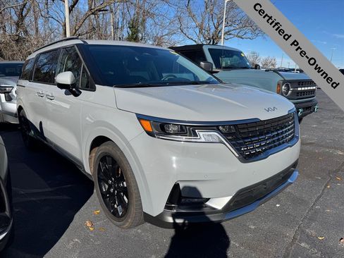 Certified 2024 Kia Carnival SX image 1