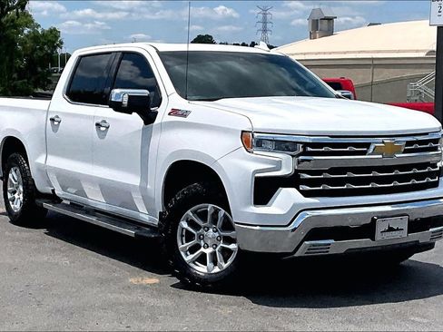 Used 2025 Chevrolet Silverado 1500 LTZ w/ Z71 Off-Road Package AWD/4WD image 38