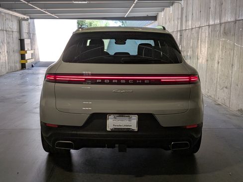 New 2026 Porsche Cayenne AWD/4WD image 8