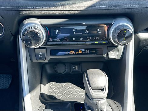 Used 2023 Toyota RAV4 XLE image 15