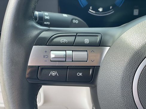 Certified 2024 Hyundai Kona SEL image 8