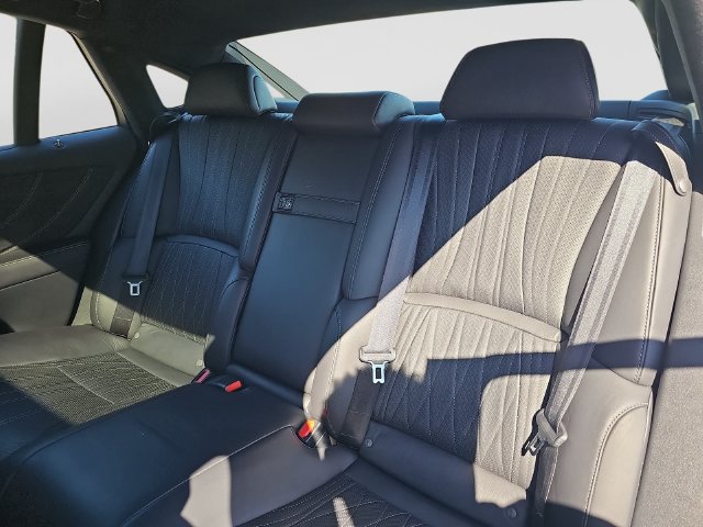 Used 2020 Lexus LS 500 w/ Interior Upgrade Package RWD image 17