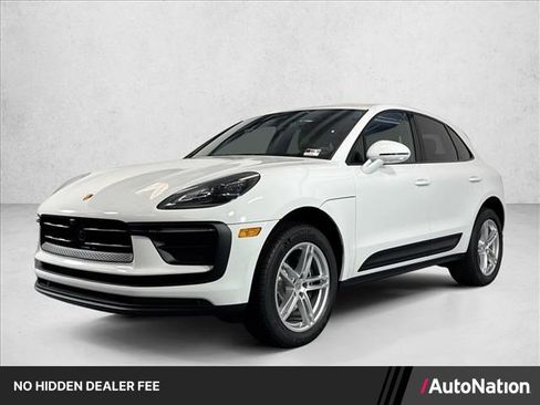 Used 2026 Porsche Macan AWD/4WD image 1
