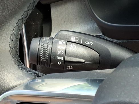 New 2026 Volvo XC40 B4 Plus w/ Climate Package FWD image 20