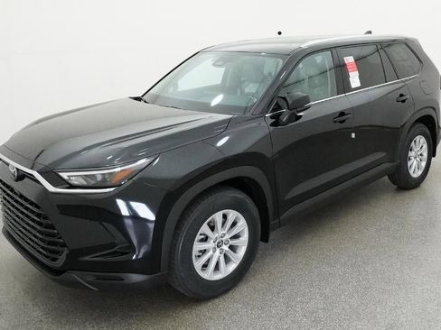 New 2026 Toyota Grand Highlander XLE image 34