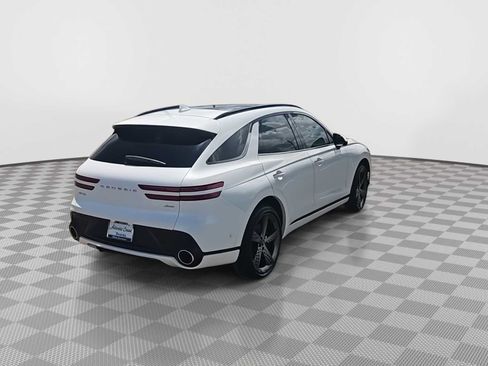 Used 2023 Genesis GV70 2.5T w/ Sport Prestige Package AWD/4WD image 8