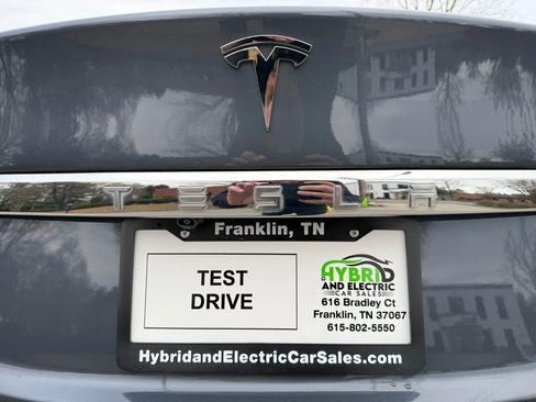 Used 2020 Tesla Model S Long Range Plus image 4