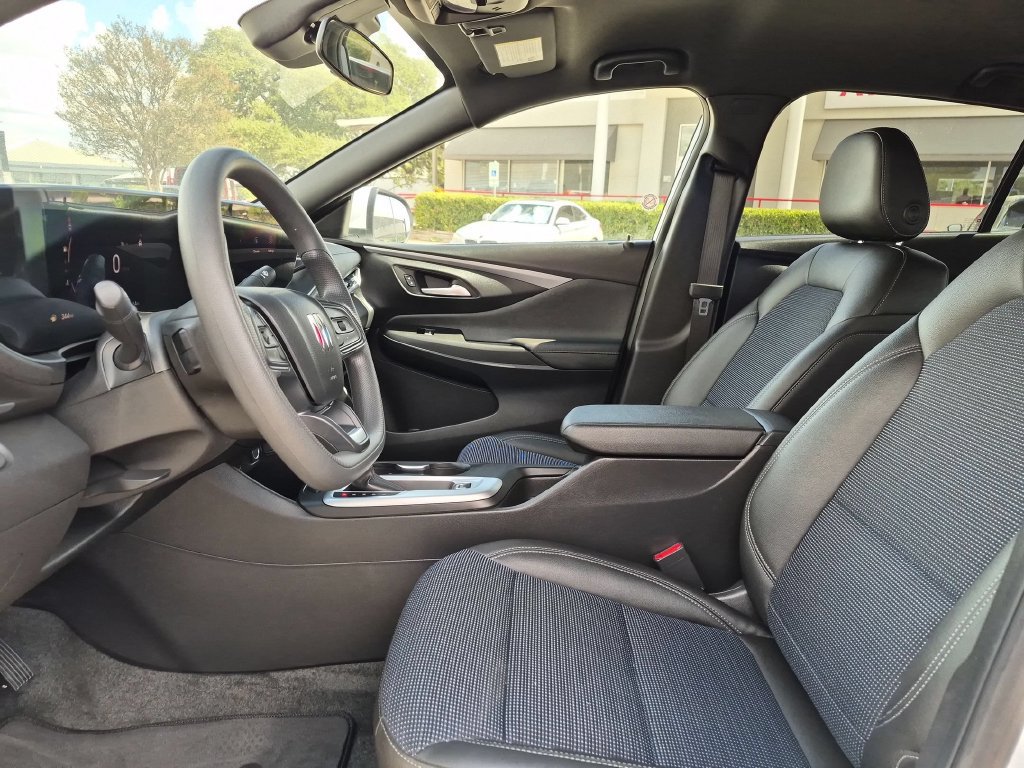 Used 2026 Buick Envista Preferred FWD image 22