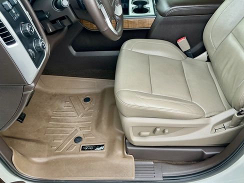 Used 2015 GMC Sierra 1500 SLT w/ SLT Crew Cab Value Package image 40