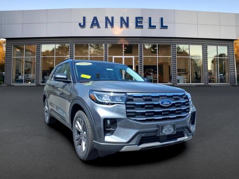 New 2026 Ford Explorer Active w/ Active Comfort Package AWD/4WD image 2