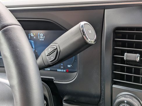 Certified 2025 Ford F350 Platinum AWD/4WD image 27