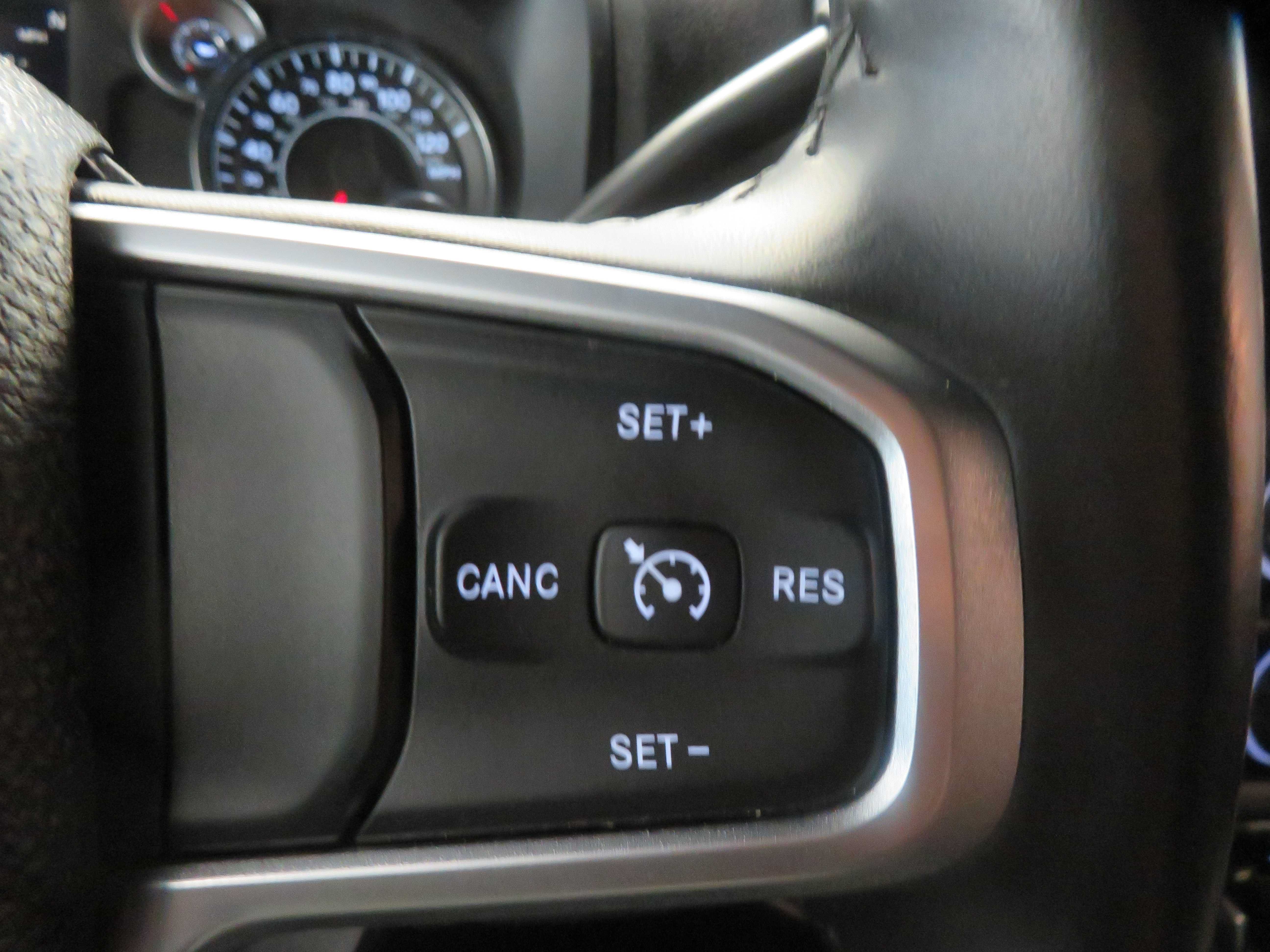Used 2024 RAM 2500 Big Horn w/ Off Road Package AWD/4WD image 34
