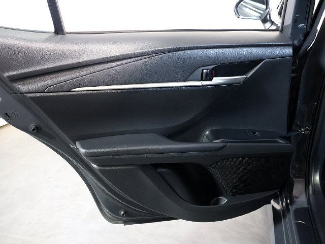 Used 2025 Toyota Camry LE FWD image 25