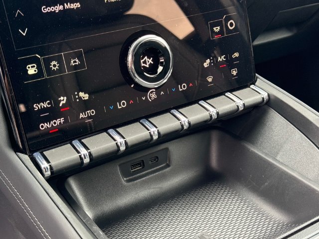 New 2027 GMC Terrain Elevation w/ Elevation Premium Package FWD image 24