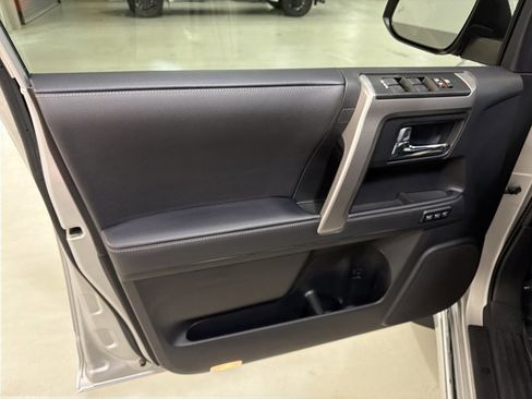 Used 2024 Toyota 4Runner Limited image 17