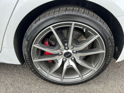 Used 2025 Genesis G70 2.5T image 30