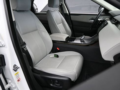 Used 2025 Land Rover Range Rover Velar Dynamic SE image 45