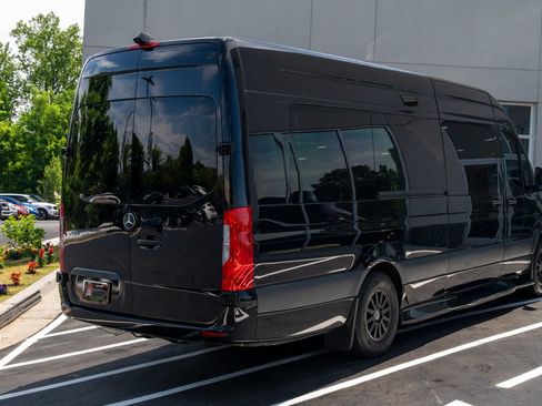 Used 2019 Mercedes-Benz Sprinter 170 image 12