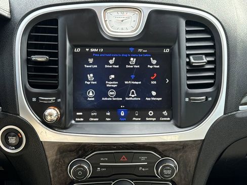 Used 2022 Chrysler 300 Touring L w/ Popular Equipment Group RWD image 12