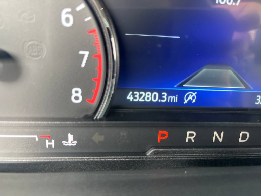 Used 2024 Ford Explorer Limited RWD image 19