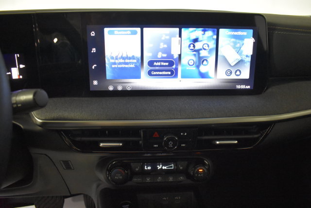 Certified 2026 Nissan Kicks SV w/ SV Premium Package FWD image 18