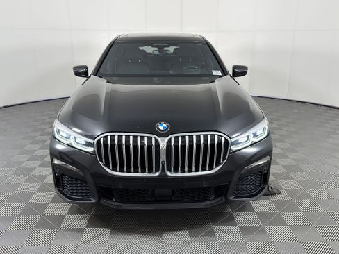 Used 2020 BMW 750i xDrive w/ Executive Package image 6