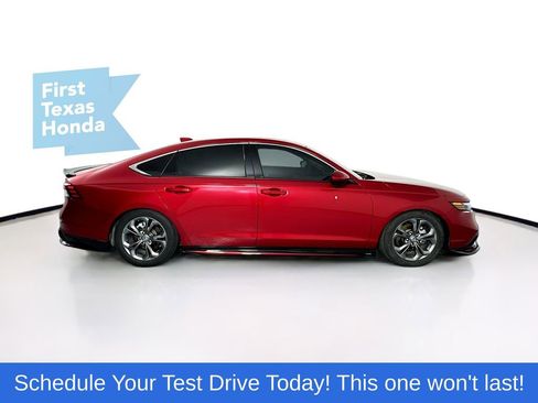 Used 2024 Honda Accord EX image 9