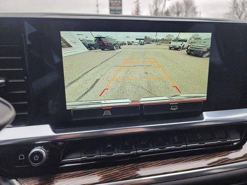 Certified 2024 GMC Sierra 1500 Elevation w/ LPO, Elevation Black Package image 40