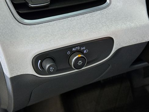 Used 2019 Chevrolet Bolt LT image 12