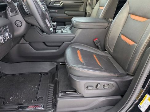 Used 2025 GMC Sierra 1500 AT4 w/ AT4 Premium Package image 12