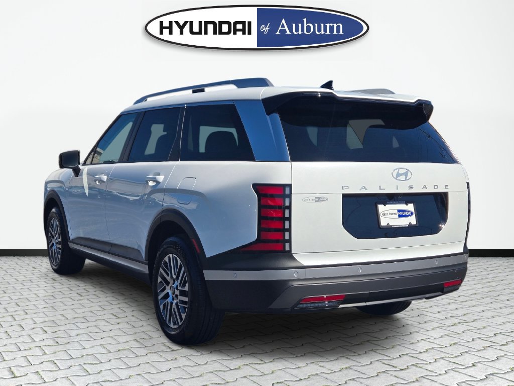Certified 2026 Hyundai Palisade SEL FWD image 9