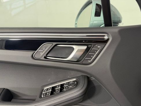 New 2026 Porsche Macan AWD/4WD image 20