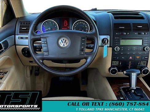 Used 2008 Volkswagen Touareg V6 image 5