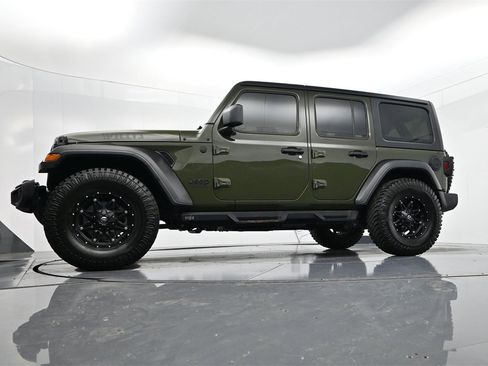 Used 2020 Jeep Wrangler Unlimited Willys image 35