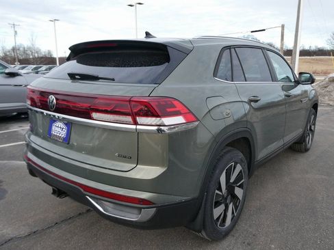 Used 2026 Volkswagen Atlas SE AWD/4WD image 3