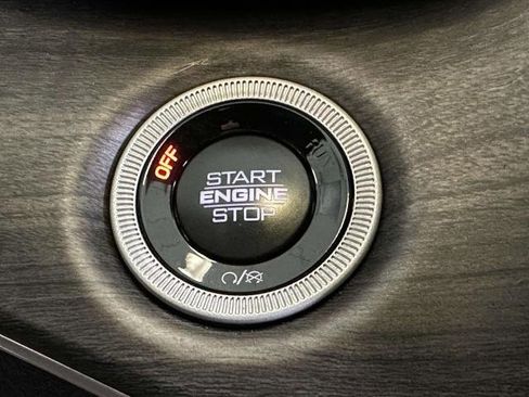 Used 2024 Jeep Grand Cherokee Limited 4xe image 38