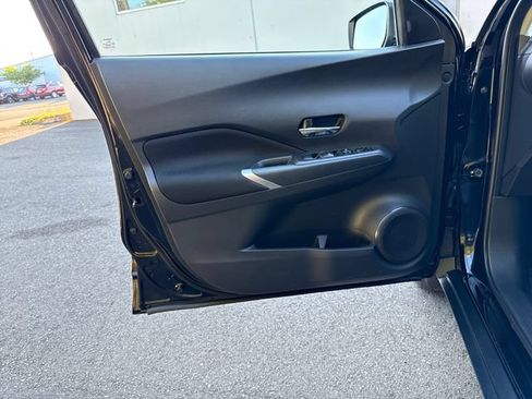 Used 2023 Nissan Kicks SV FWD image 15