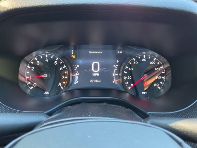 Used 2025 Jeep Compass Latitude w/ Altitude Special Edition AWD/4WD image 13