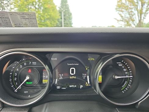 Used 2023 Jeep Wrangler Unlimited w/ Cold Weather Group AWD/4WD image 21