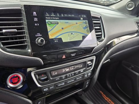 Used 2024 Honda Passport Black Edition image 19