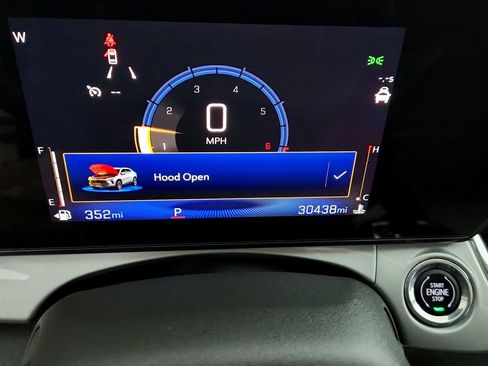 Used 2024 Chevrolet Trax LT FWD image 20