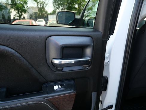 Used 2018 GMC Sierra 1500 SLE w/ SLE Value Package AWD/4WD image 27