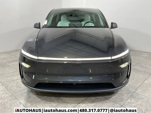 Used 2026 Tesla Model Y AWD image 3