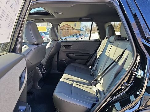 Used 2026 Subaru Outback Limited XT AWD/4WD image 9