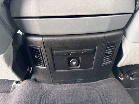 Used 2019 RAM 1500 Big Horn image 15