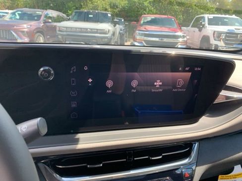 New 2025 Buick Envista Avenir image 21