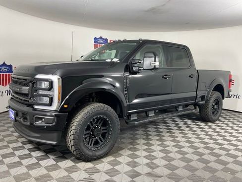 New 2026 Ford F250 Lariat w/ Black Appearance Package image 7