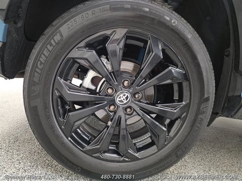 Used 2023 Toyota RAV4 SE w/ Convenience Package AWD/4WD image 14