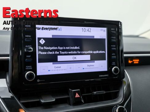 Used 2022 Toyota Corolla LE image 18