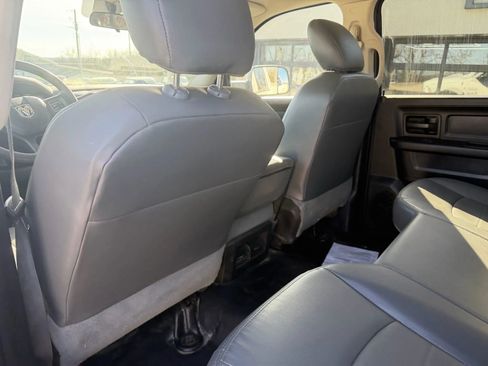 Used 2018 RAM 3500 Tradesman w/ Chrome Appearance Group image 39